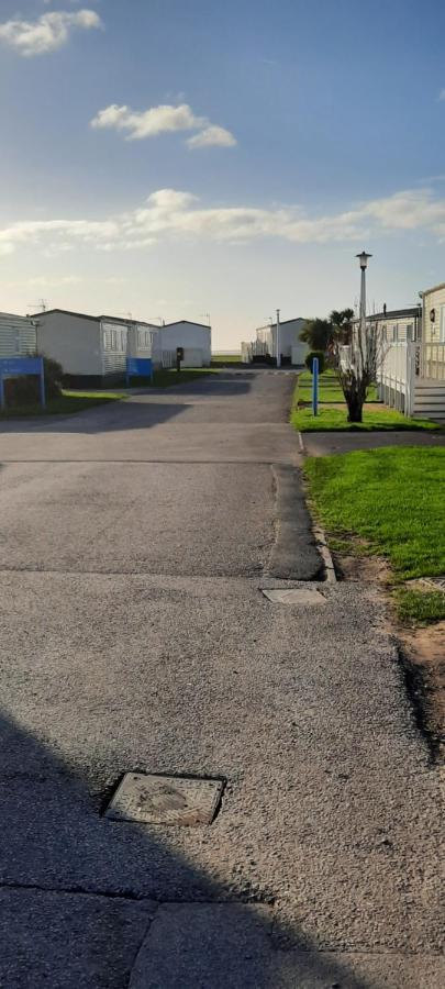 Masons By The Sea Heysham Static Caravan Sleeps 8 Pet Friendly ภายนอก รูปภาพ