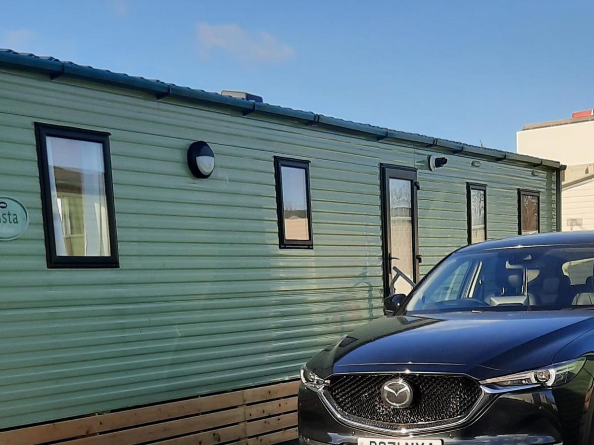 Masons By The Sea Heysham Static Caravan Sleeps 8 Pet Friendly ภายนอก รูปภาพ